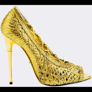 Tom Ford Gold Napa Lace Up Peep Toe Pumps